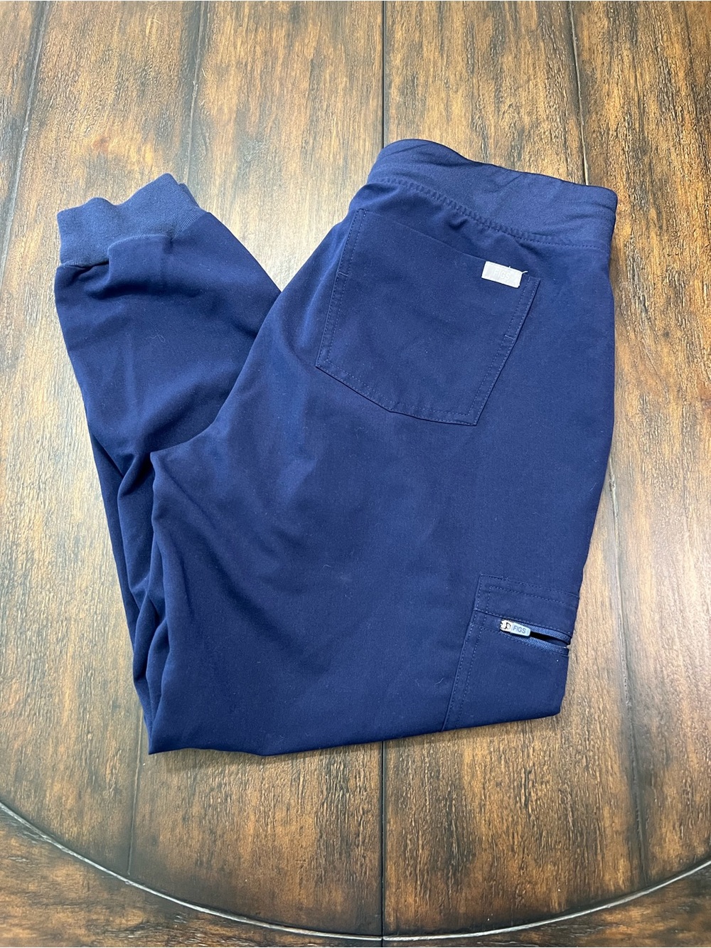 FIGS Zamora Jogger Scrub Pants Women’s Size Medium Petite Navy